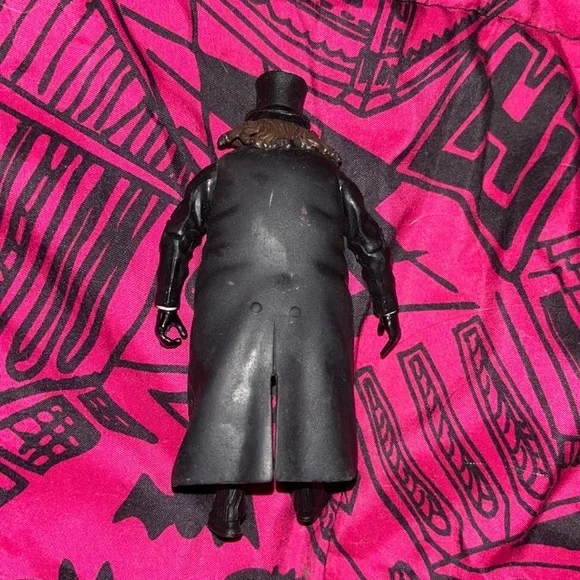 Small DC comic Penguin - Picture 2 of 4